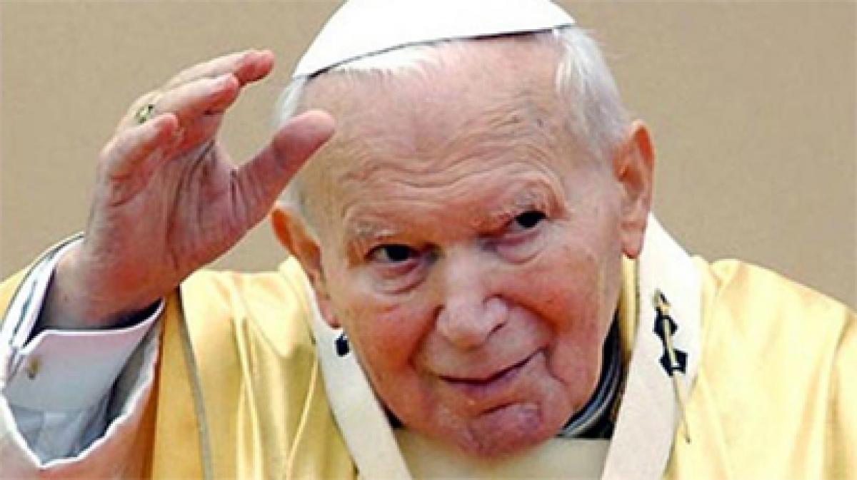 John Paul II had intense friendship with married woman: BBC